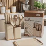 Set d’Ustensiles de Cuisine en Silicone des coteaux + des louches +une planche